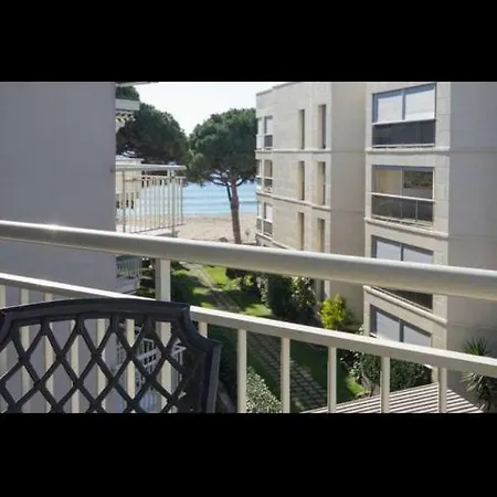 Dms4 Apartment